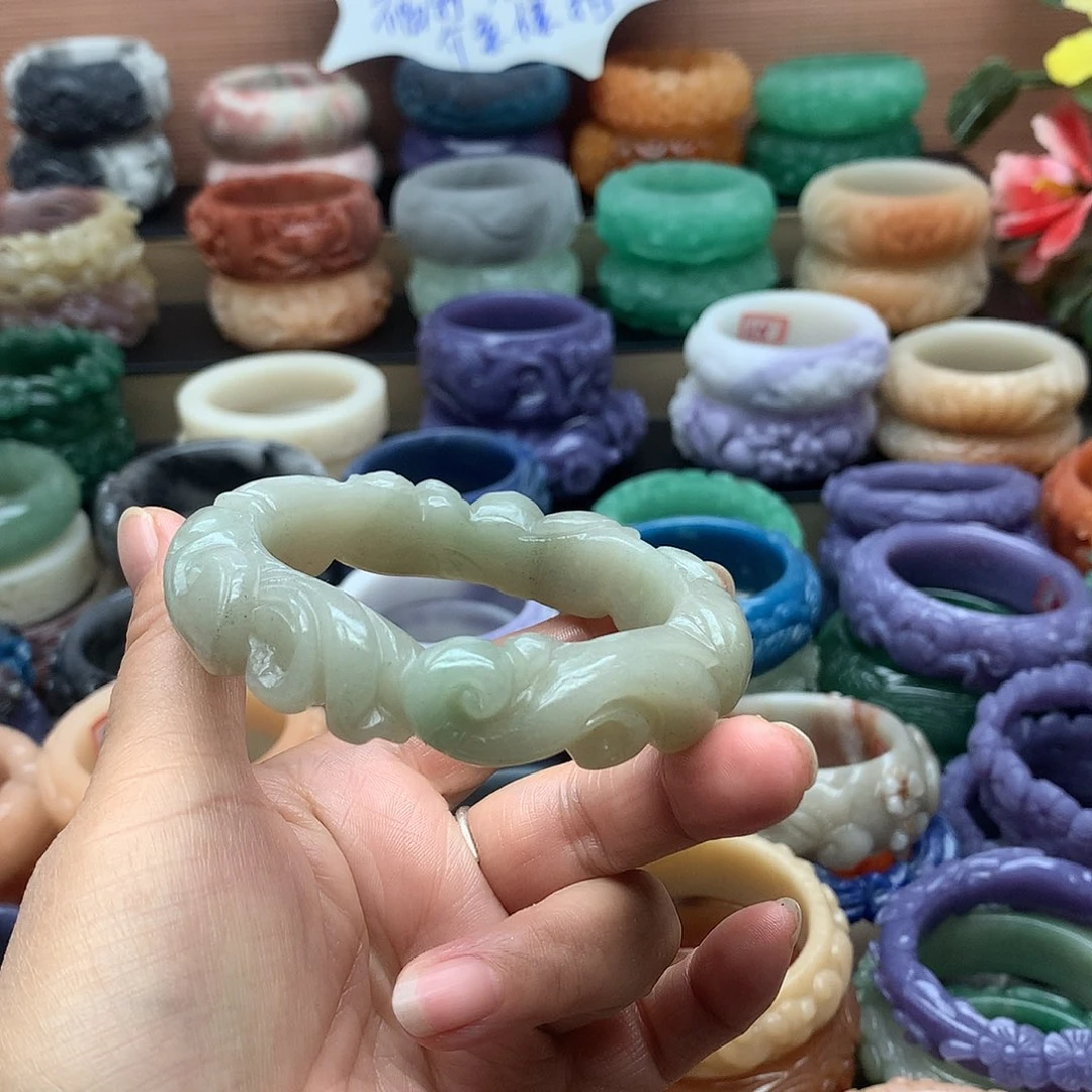 毛衣链未镶嵌石英质玉