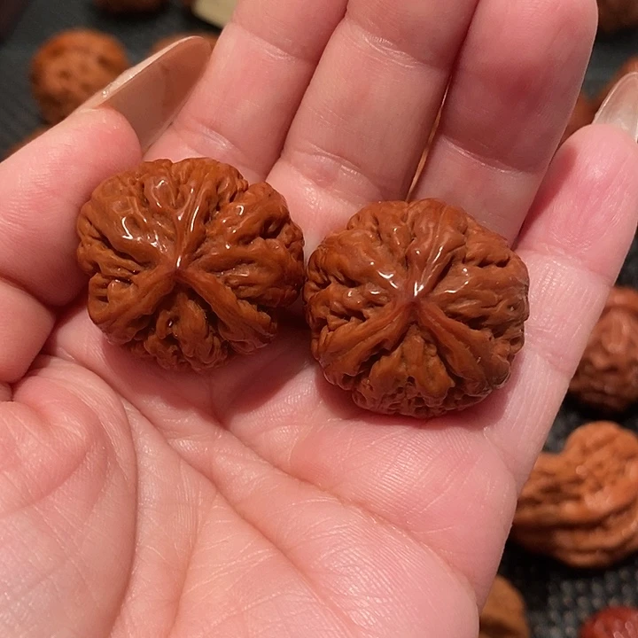 文玩核桃吊坠粗筋南瓜三棱0730