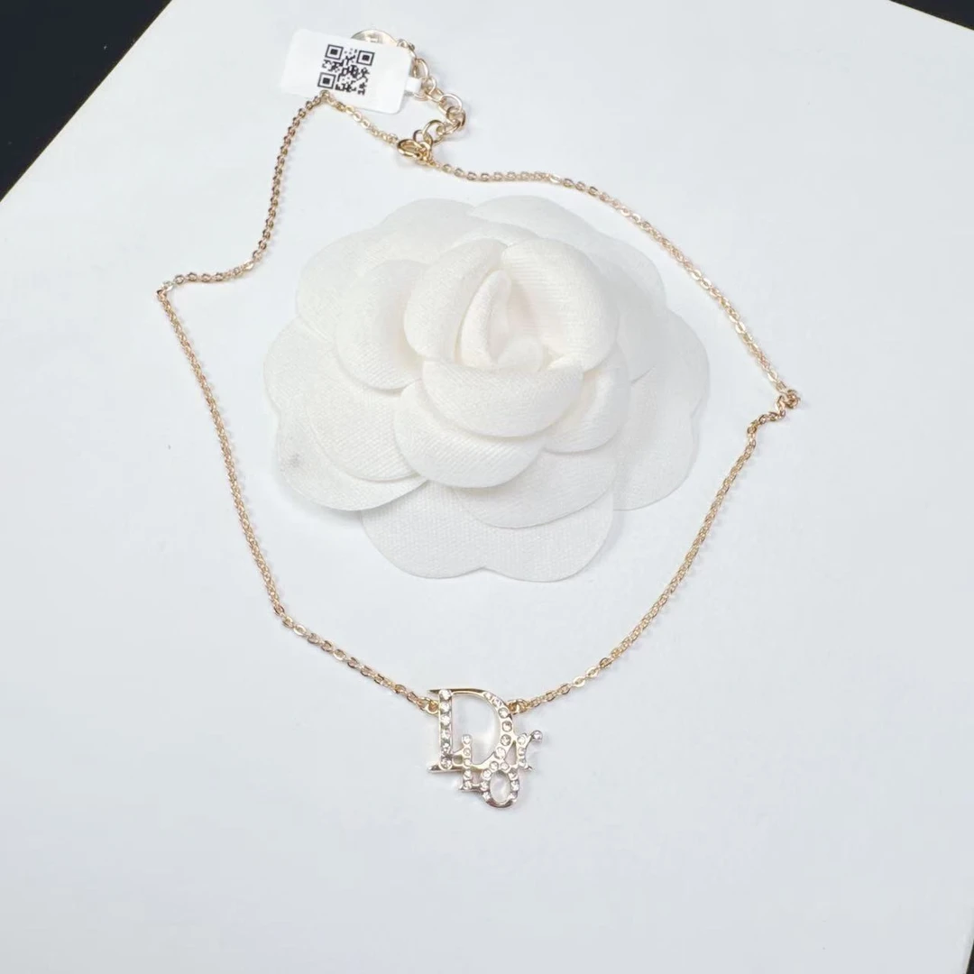 95新 DIOR/迪奥 柚礼中古/迪奥字母吊坠项链lz507078