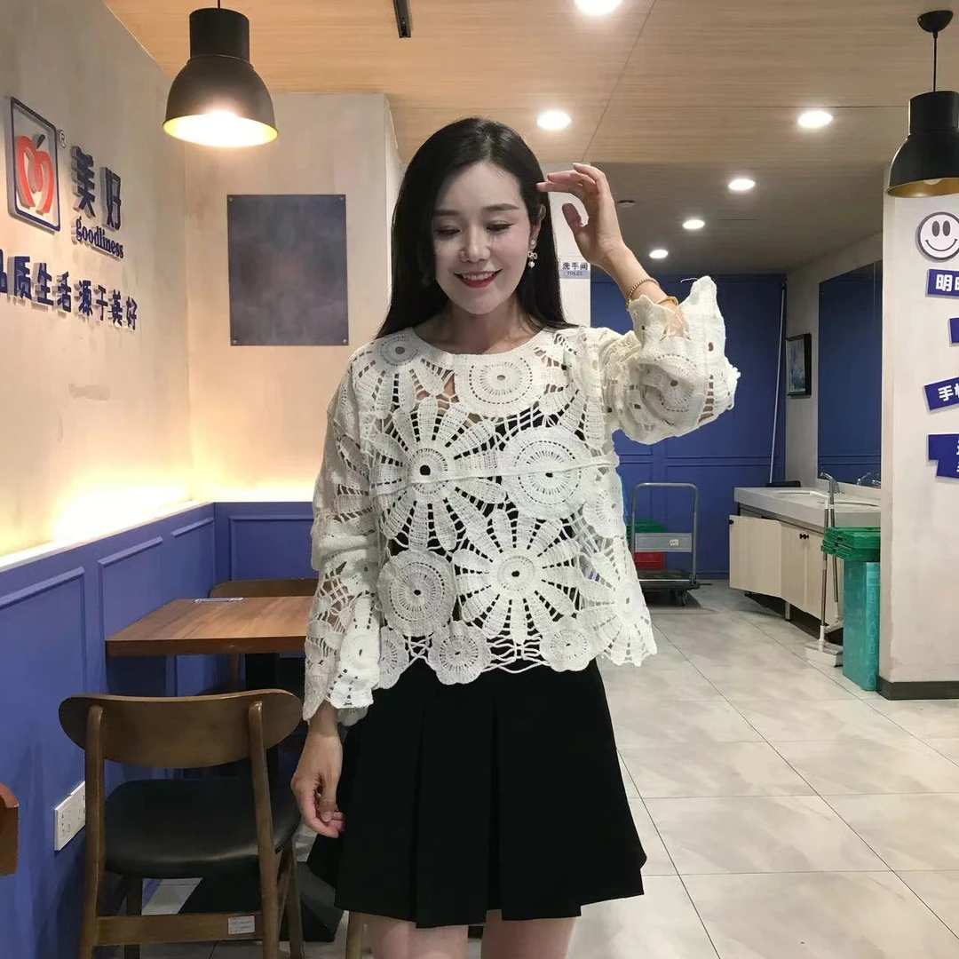 复古镂空钩花长袖针织衫女早春秋新款高级设计感小众宽松小衫上衣