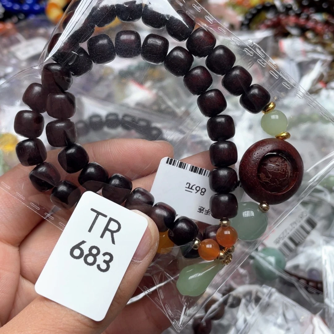 水晶多样性发一只未镶嵌