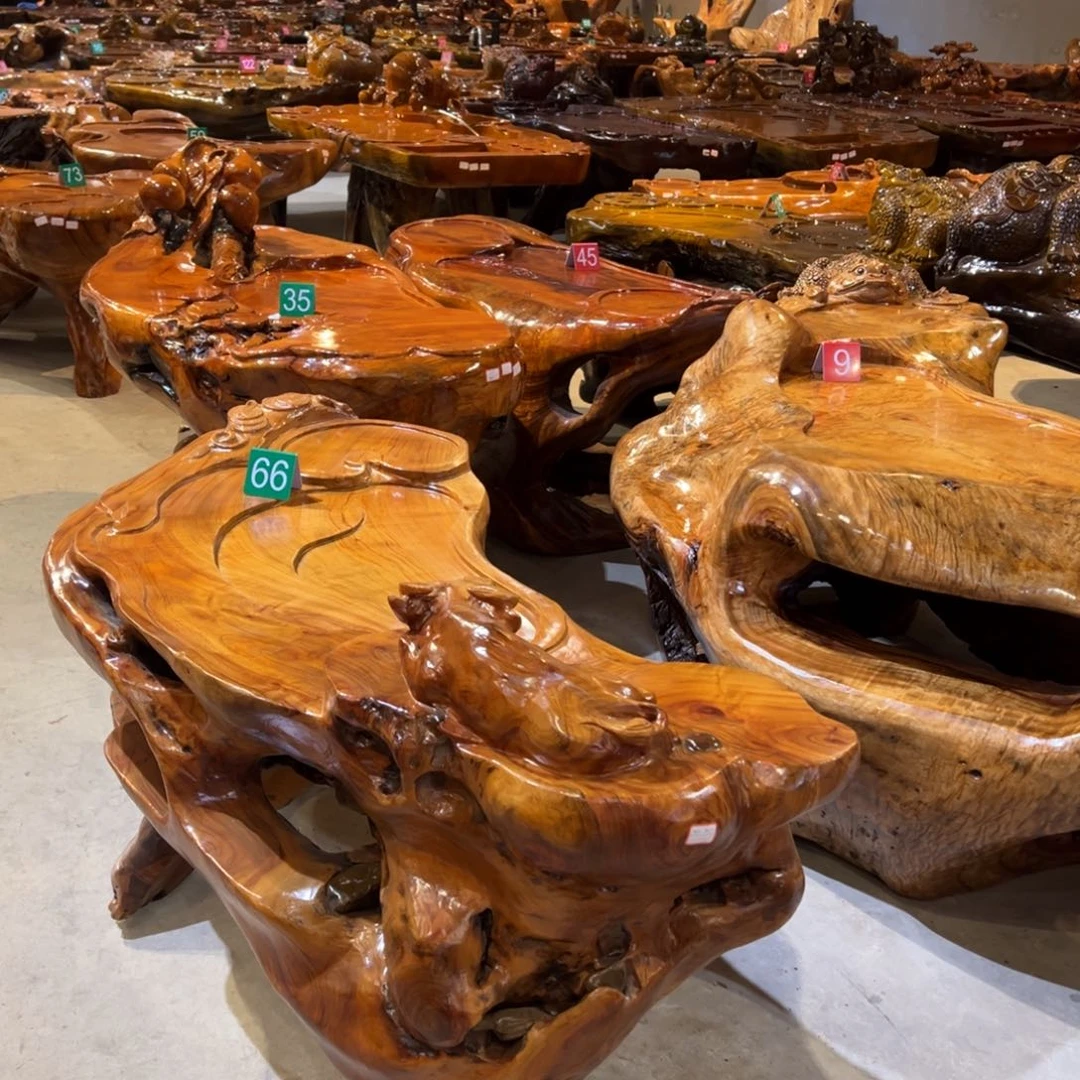 香樟木陪*根雕作品