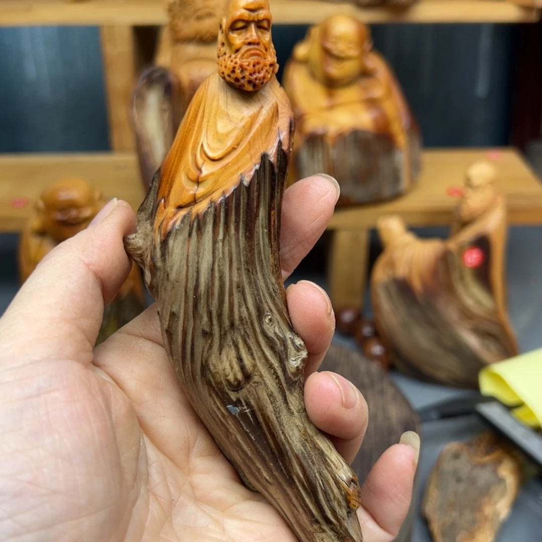羿***辰木崖柏木摆件手把件，