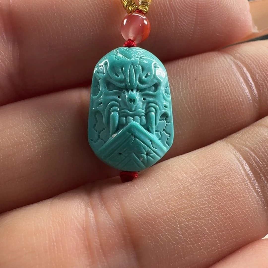 绿松石未镶嵌颈饰