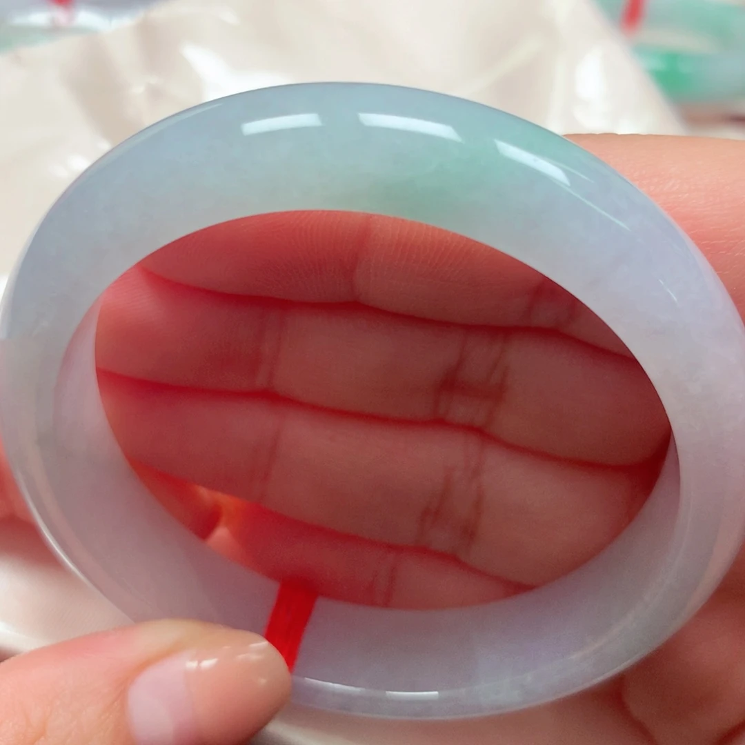 翡翠未镶嵌手镯21浅春彩