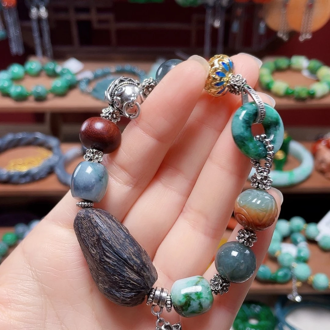 翡翠未镶嵌手链饰品