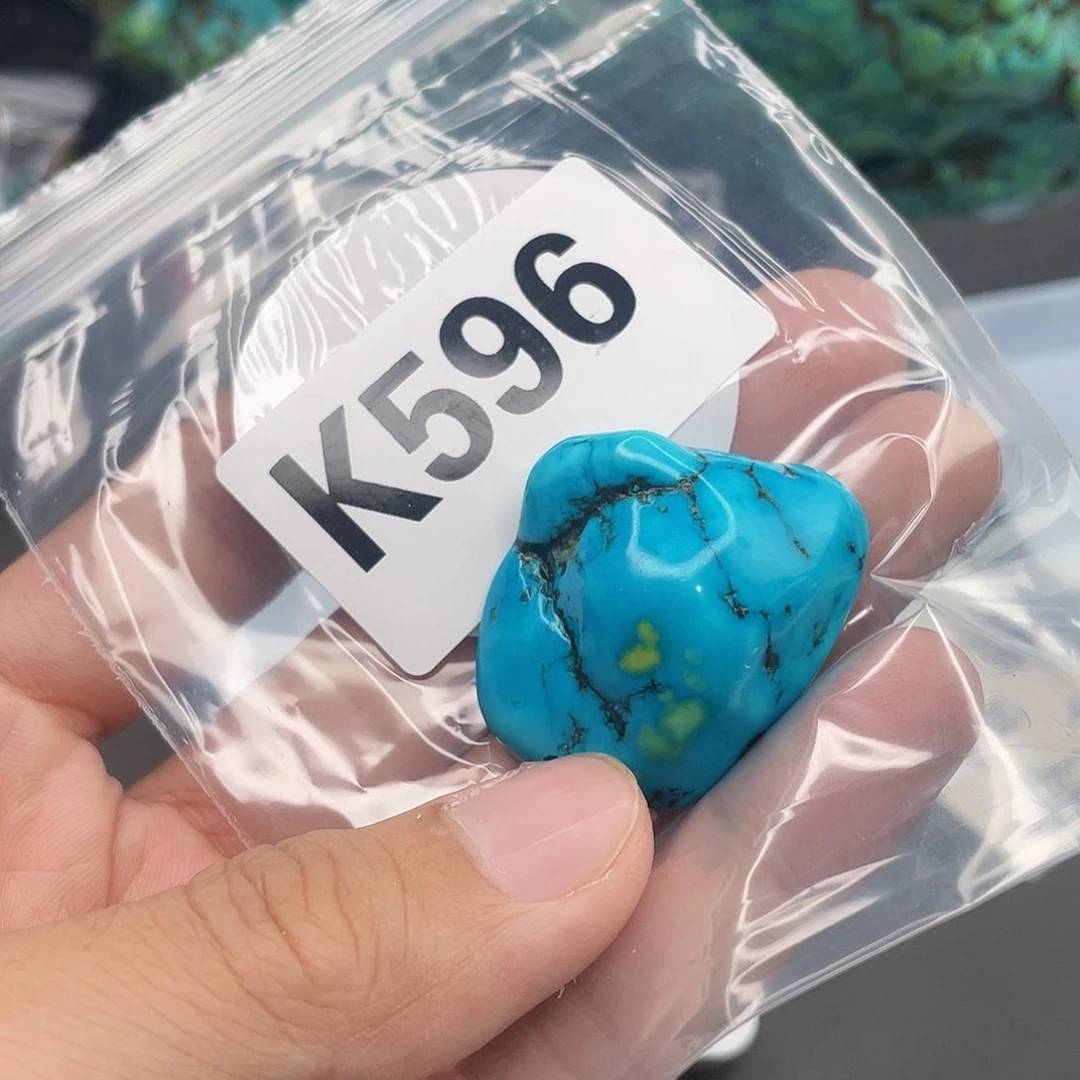 湖北十堰原矿绿小松