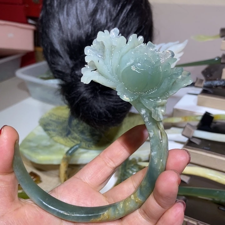 蛇纹石玉发饰未镶嵌