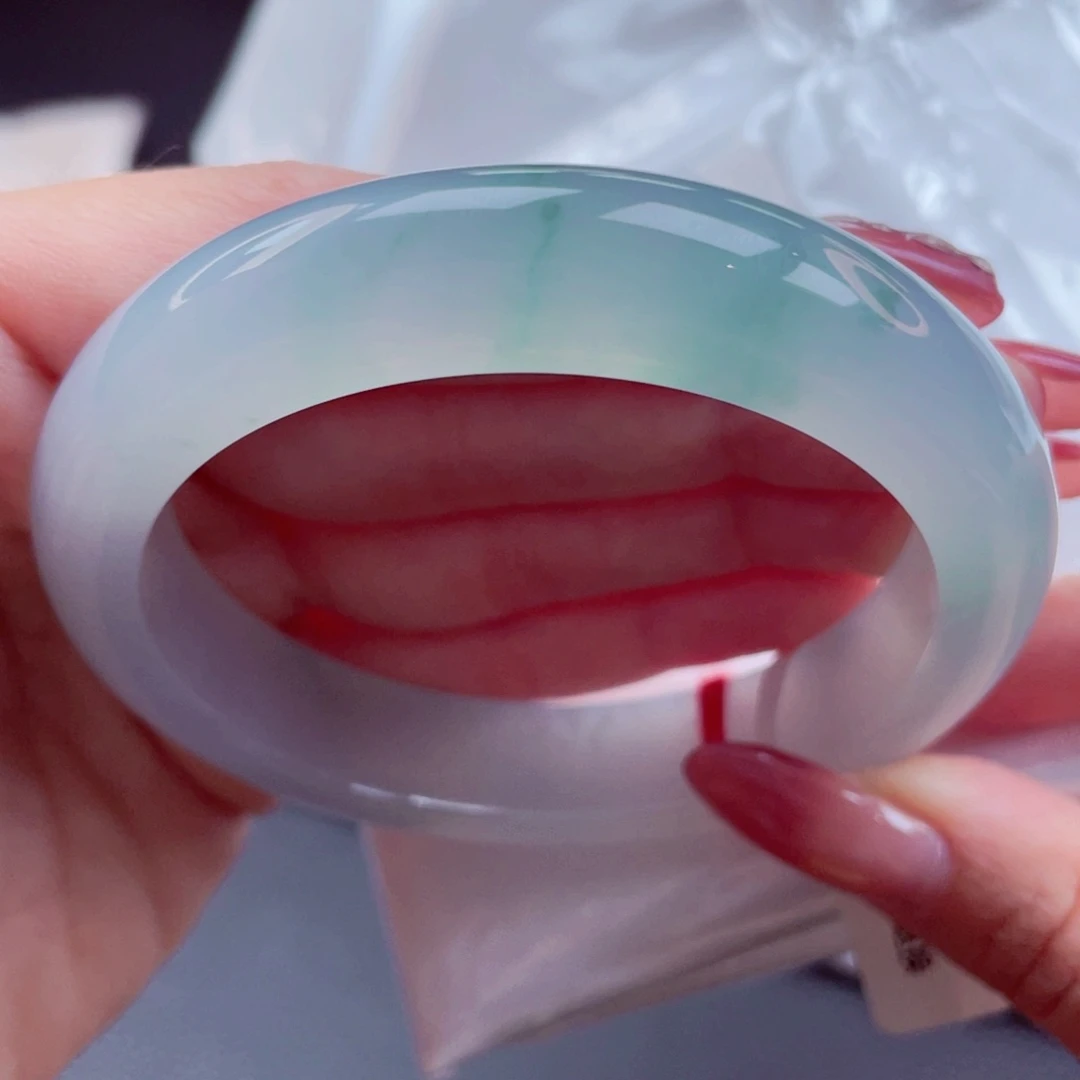 翡翠手镯未镶嵌5455圈99