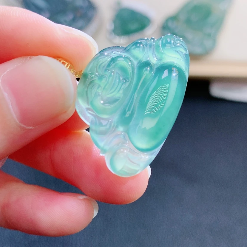 【闪购商品】翡翠颈饰18K金镶嵌翡翠