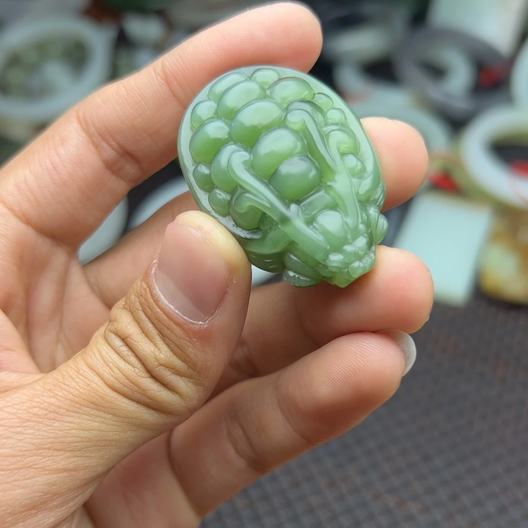 和田玉挂件未镶嵌