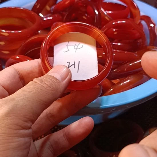 玛瑙/玉髓未镶嵌手镯