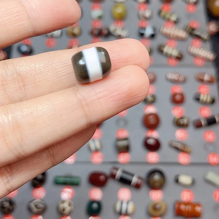 未镶嵌玛瑙/玉髓珠宝半成品c****r