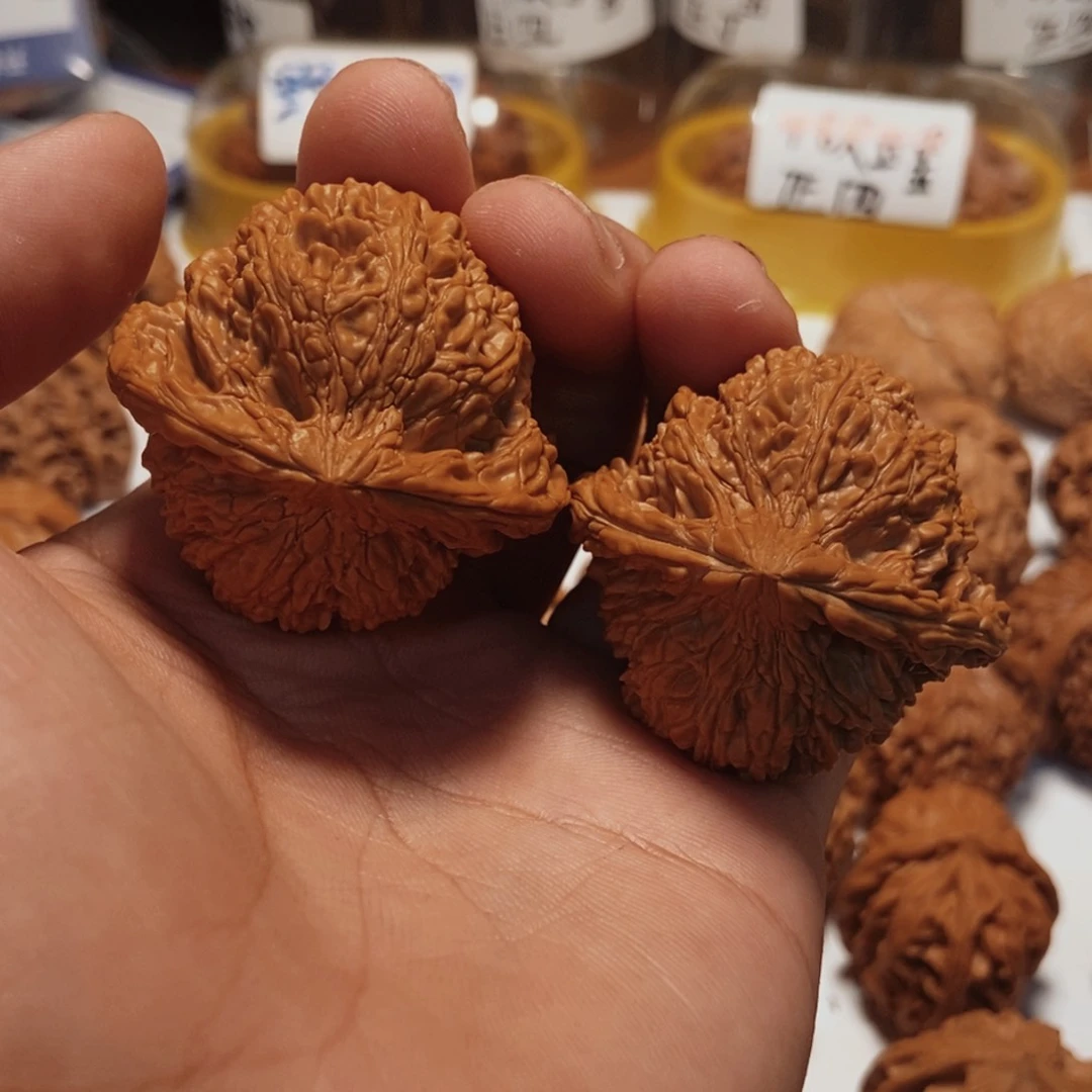 文玩核桃吊坠6**6满天星。56