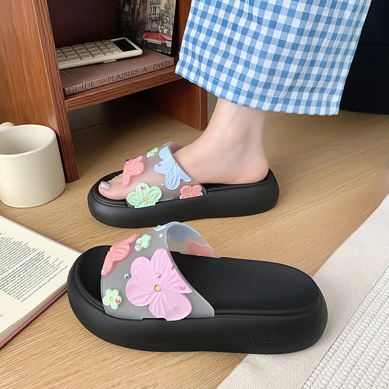 新款花朵拖鞋女夏外穿防滑时尚森系凉拖鞋网红居家洗澡防滑一字拖