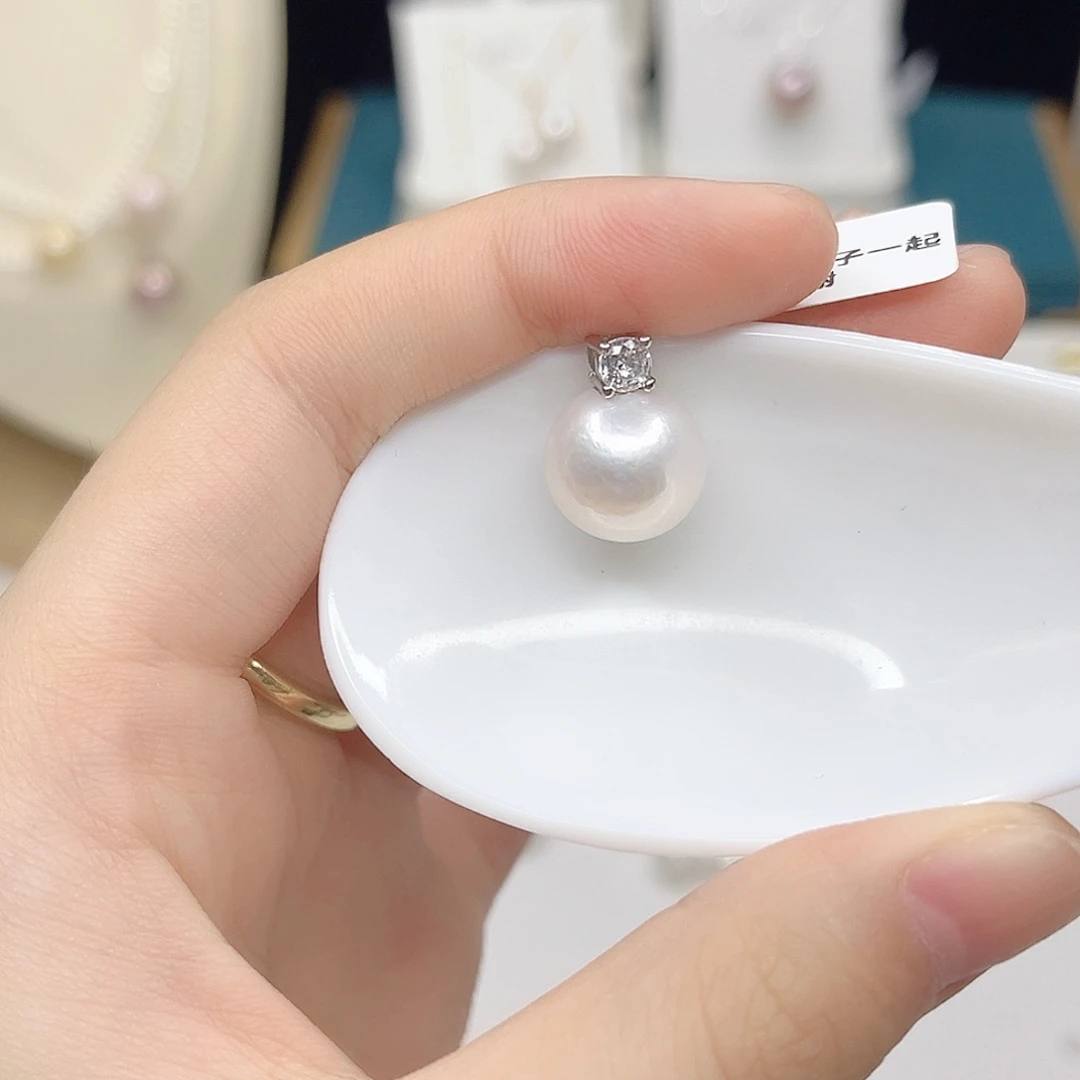 淡水珍珠合金吊坠(赠链)