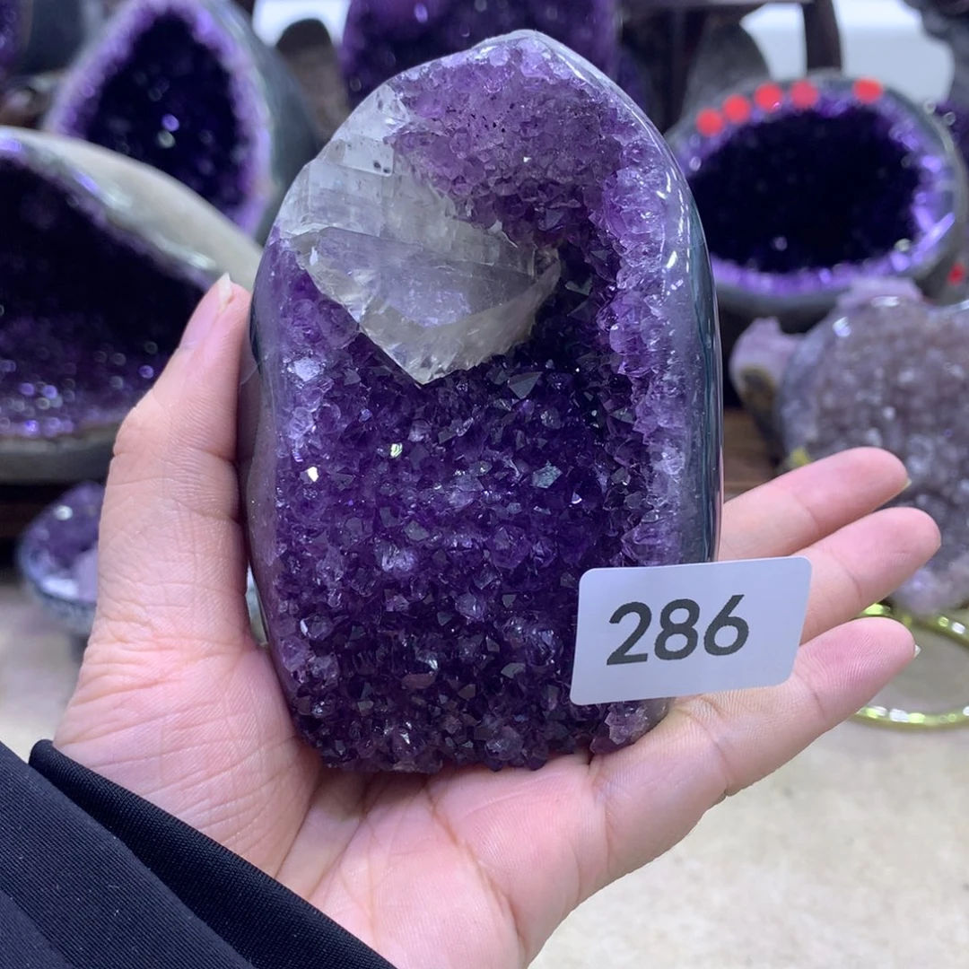 未镶嵌大型摆件（非配饰）紫晶