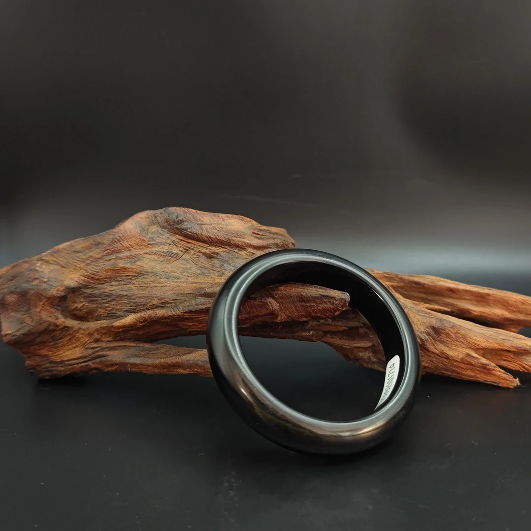 Z和田玉墨玉手镯   57（1714）