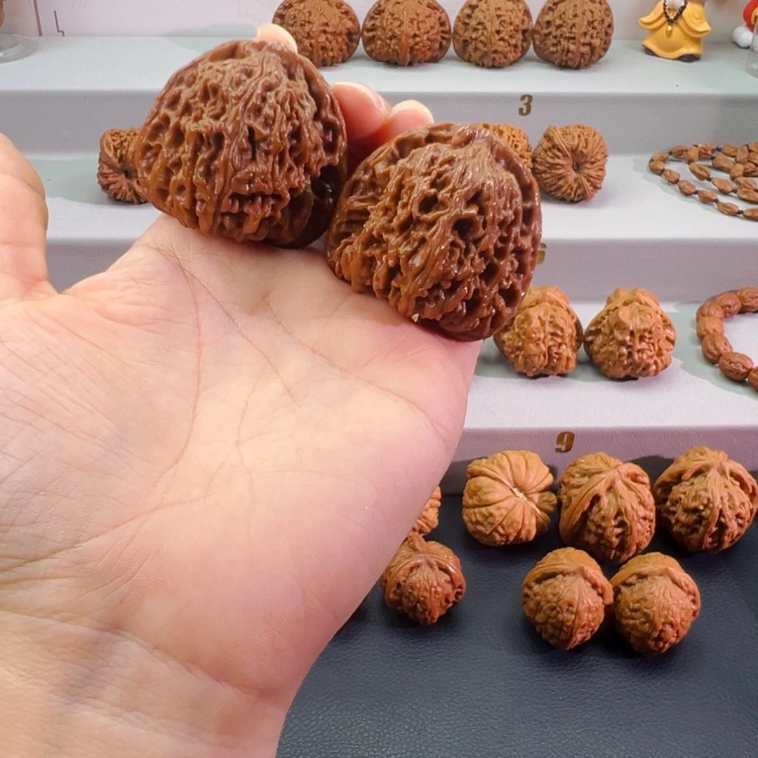 蝎****吊坠文玩核桃42全品三角疆