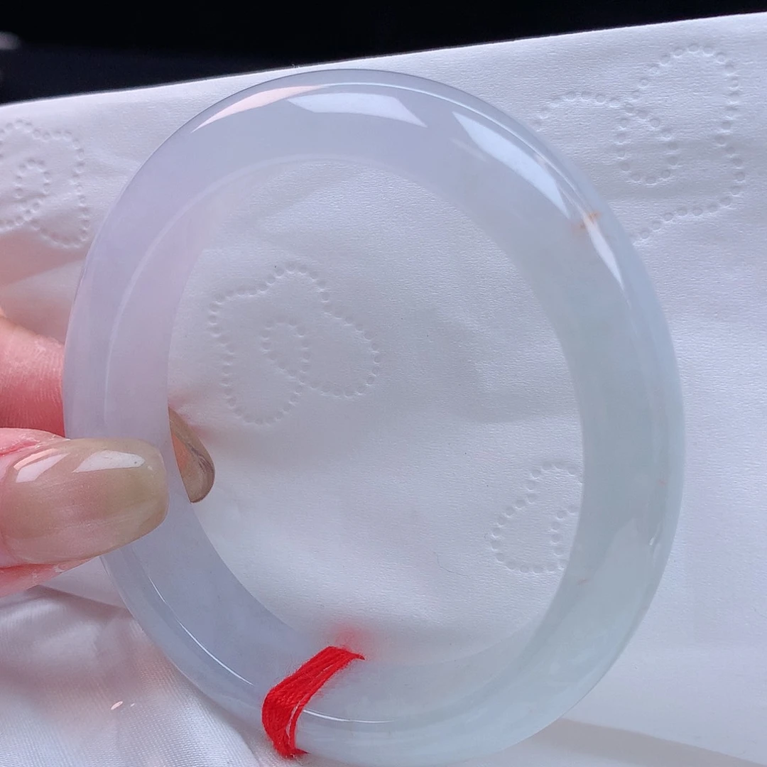 【闪购商品】未镶嵌手镯（贵妃镯）翡翠55+