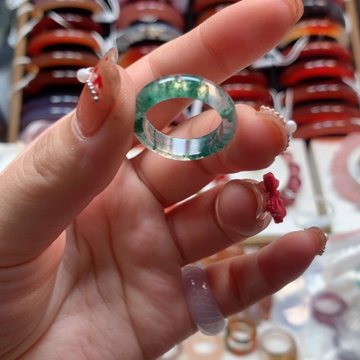 玛瑙/玉髓手镯未镶嵌烦****y