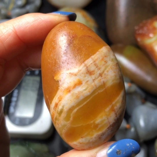 和田玉未镶嵌珠宝奇石