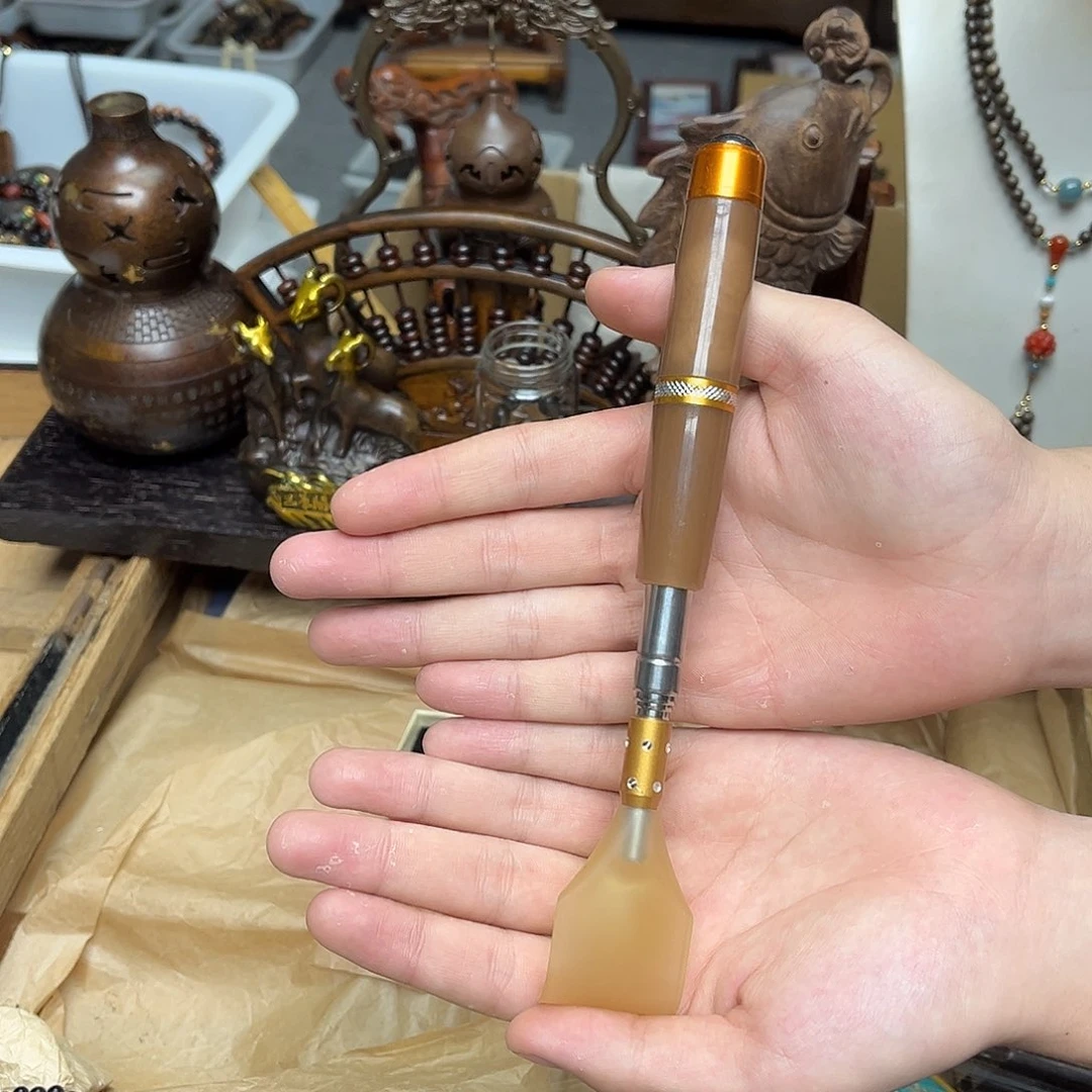 大叶紫檀（黑酸枝木类）