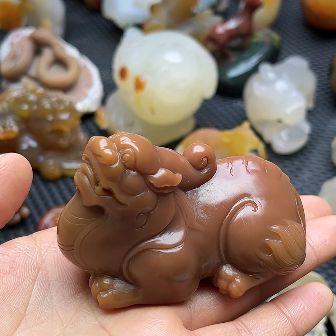 石英质玉摆件未镶嵌何*以