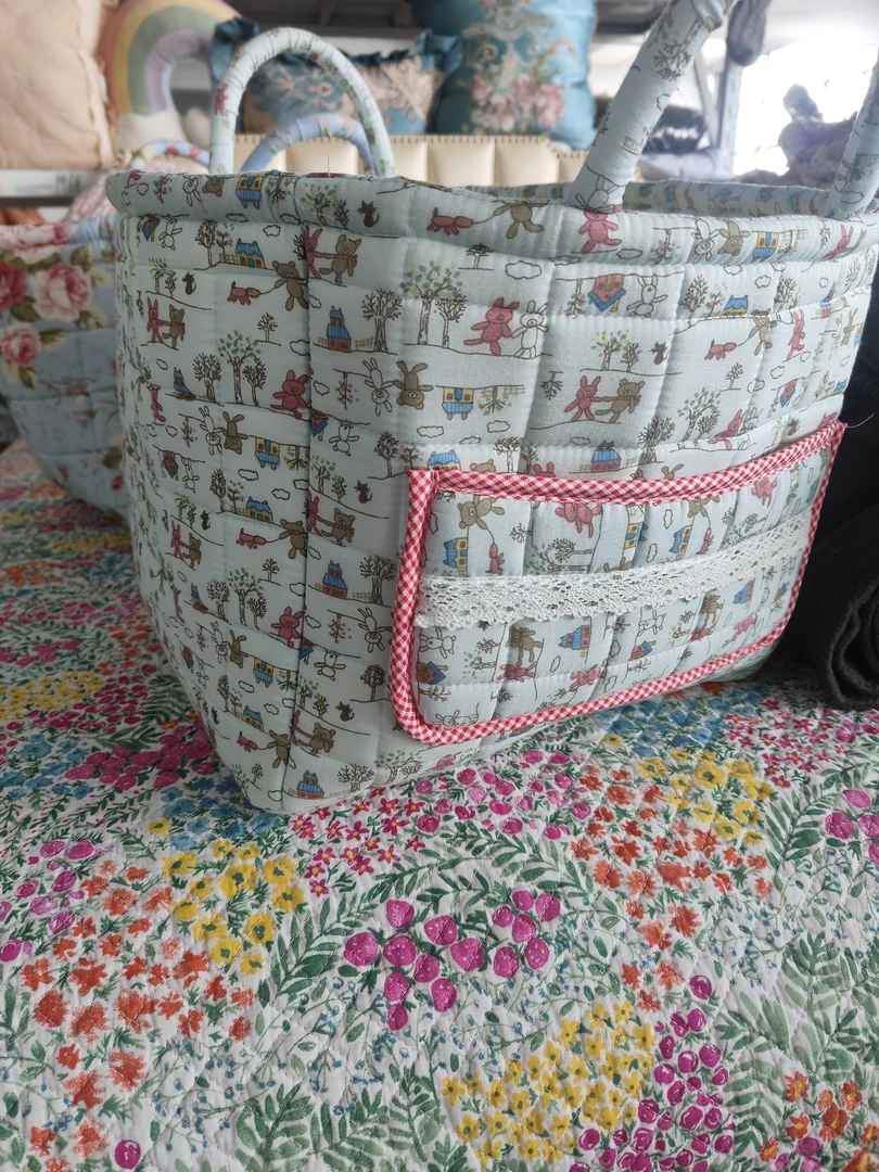 《云云家》高品质绿色小熊碎花手提包拎包尺寸约25*27*33