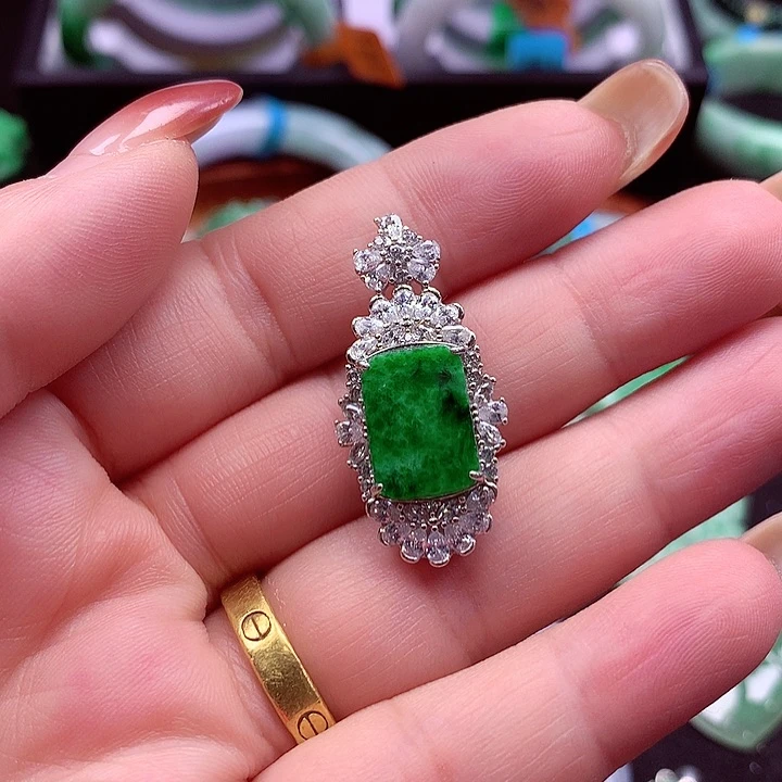 颈饰银S925镶嵌翡翠翡翠