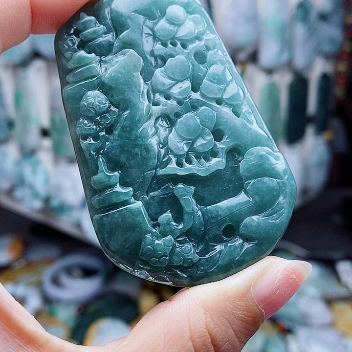翡翠未镶嵌颈饰翡翠