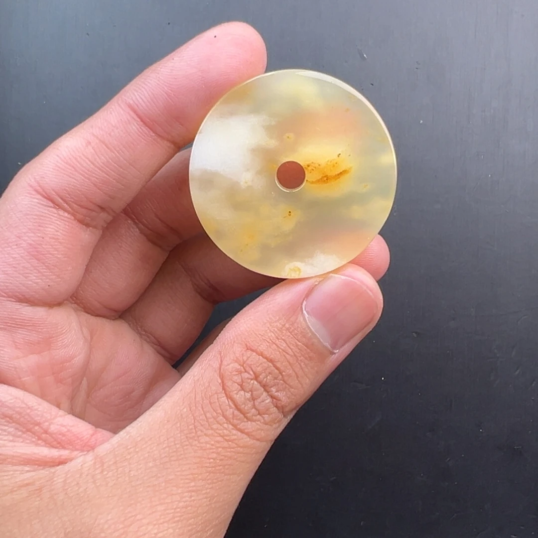 石英质玉（黄龙玉）未镶嵌湾山料雪花棉平安扣