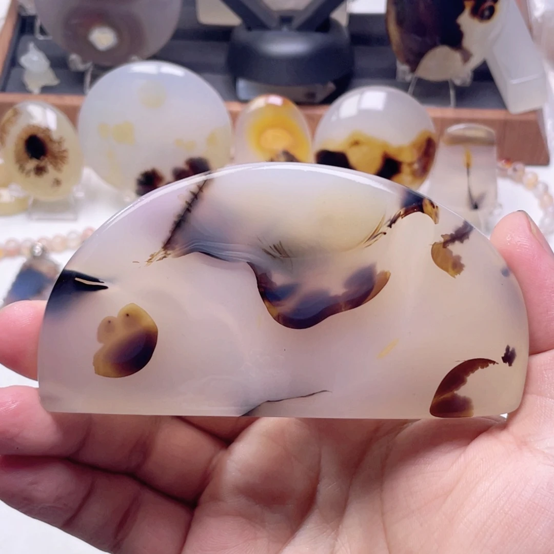 玛瑙/玉髓颈饰未镶嵌