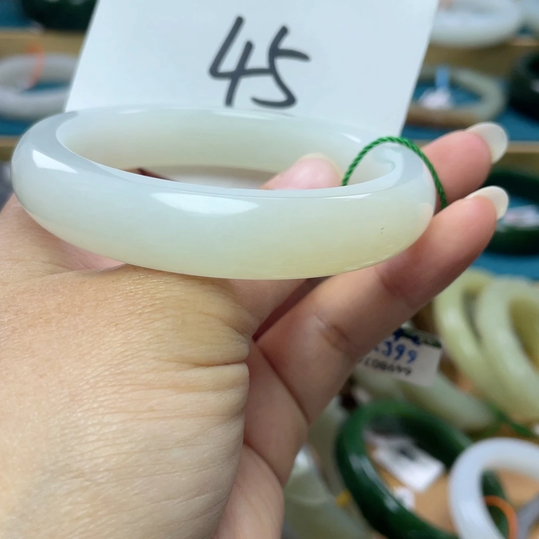 未镶嵌手镯和田玉圈口58