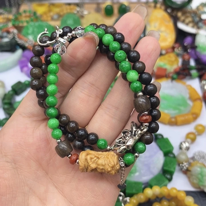 翡翠未镶嵌颈饰?**?项链16