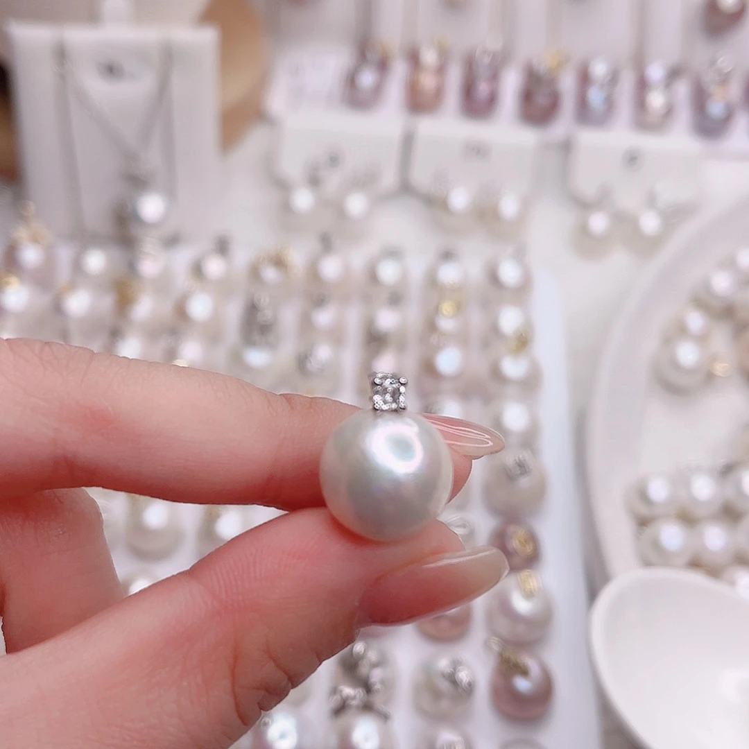 淡水珍珠未镶嵌吊坠(赠链)