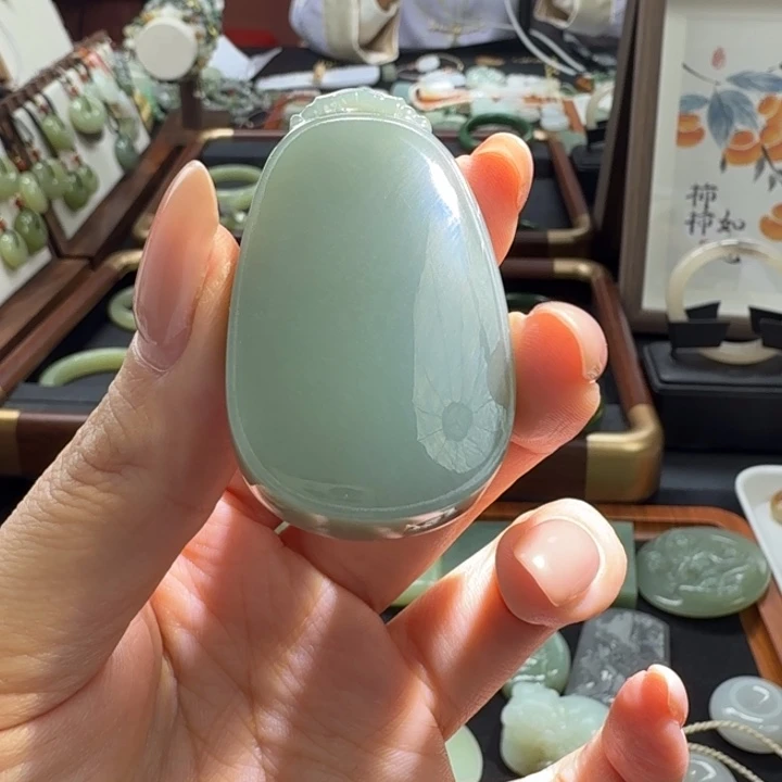 和田玉（碧玉）未镶嵌颈饰