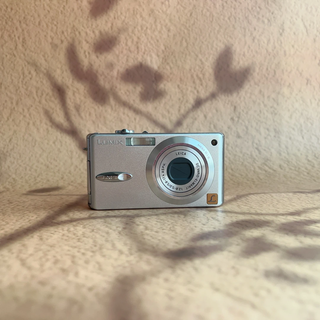 9新 Panasonic/松下 FX2 400w像素3倍变焦氛围感足冷白皮日英文