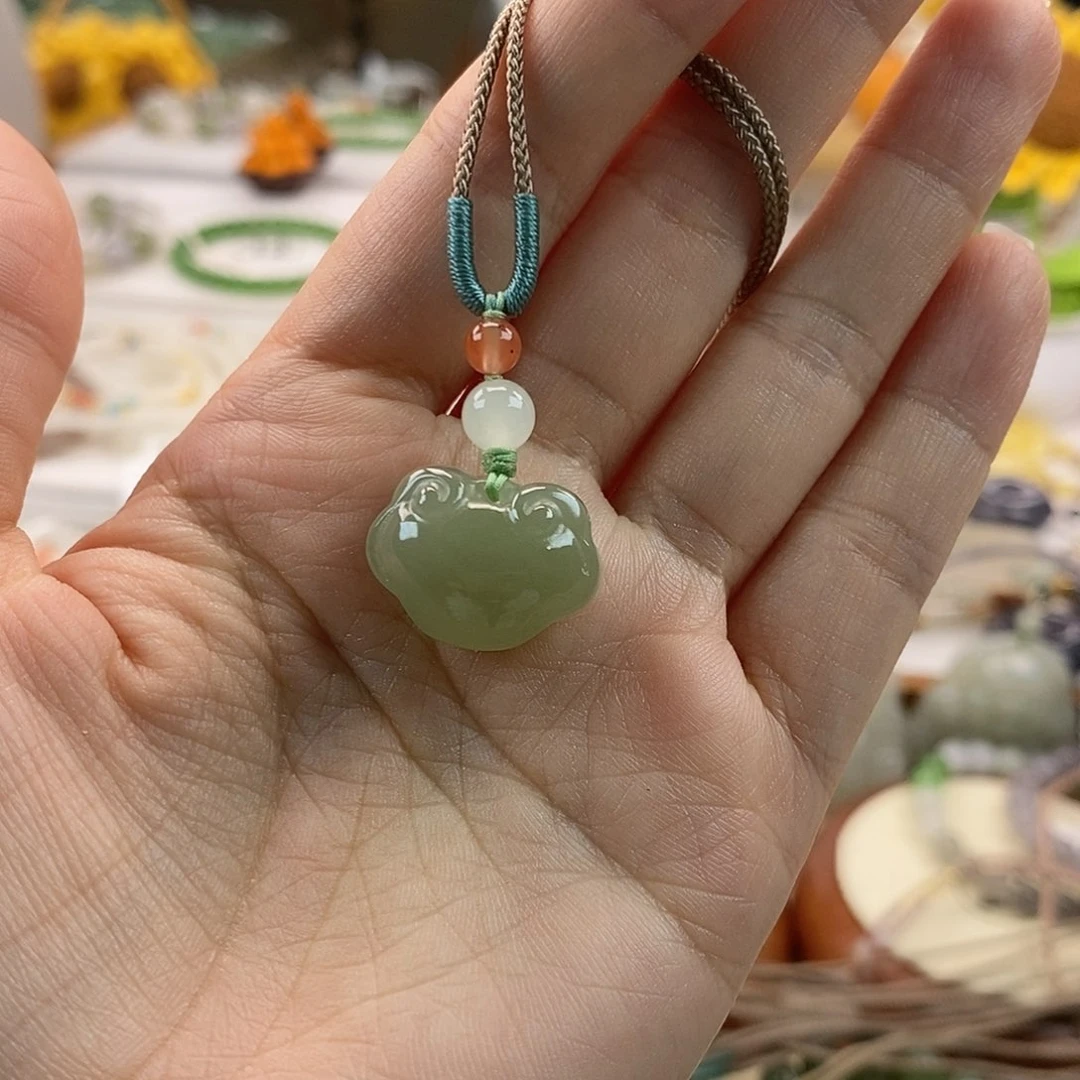 和田玉吊坠(不含链)未镶嵌@*子