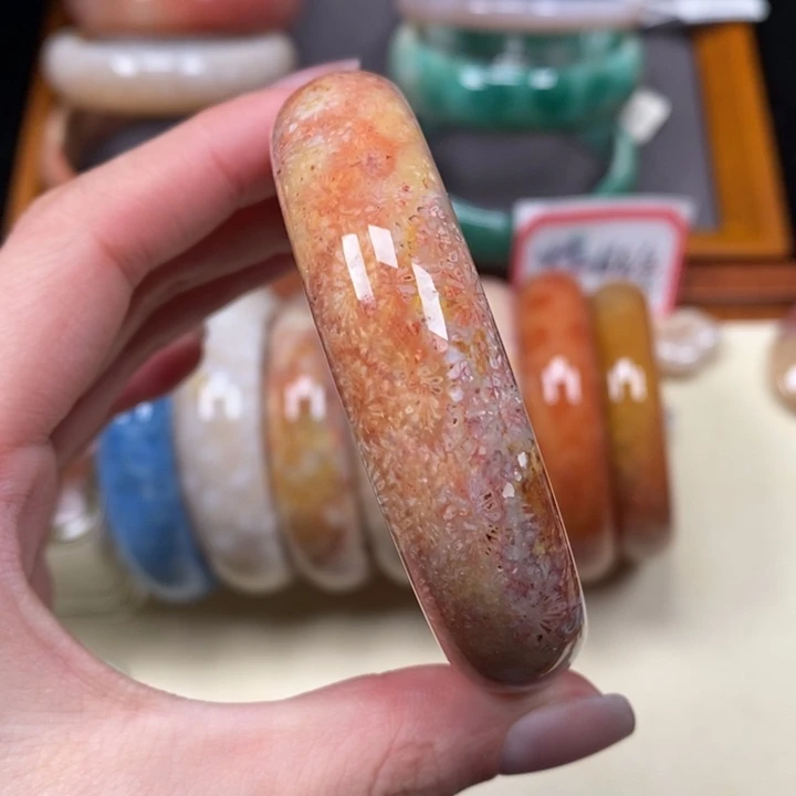 硅化珊瑚（珊瑚玉）手镯未镶嵌54.7