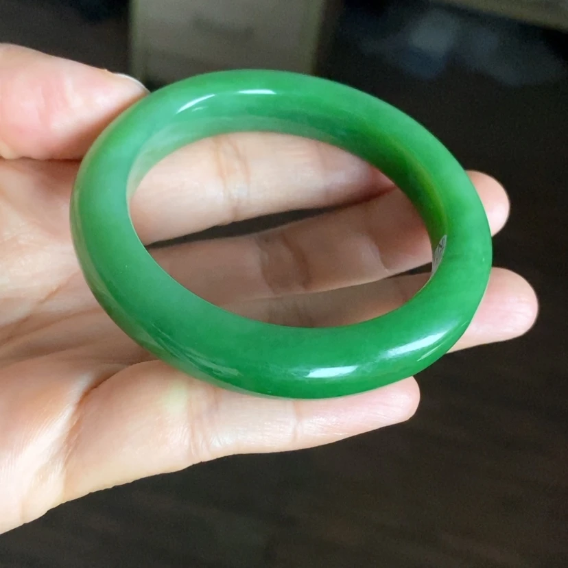 【闪购商品】未镶嵌手镯和田玉（碧玉）