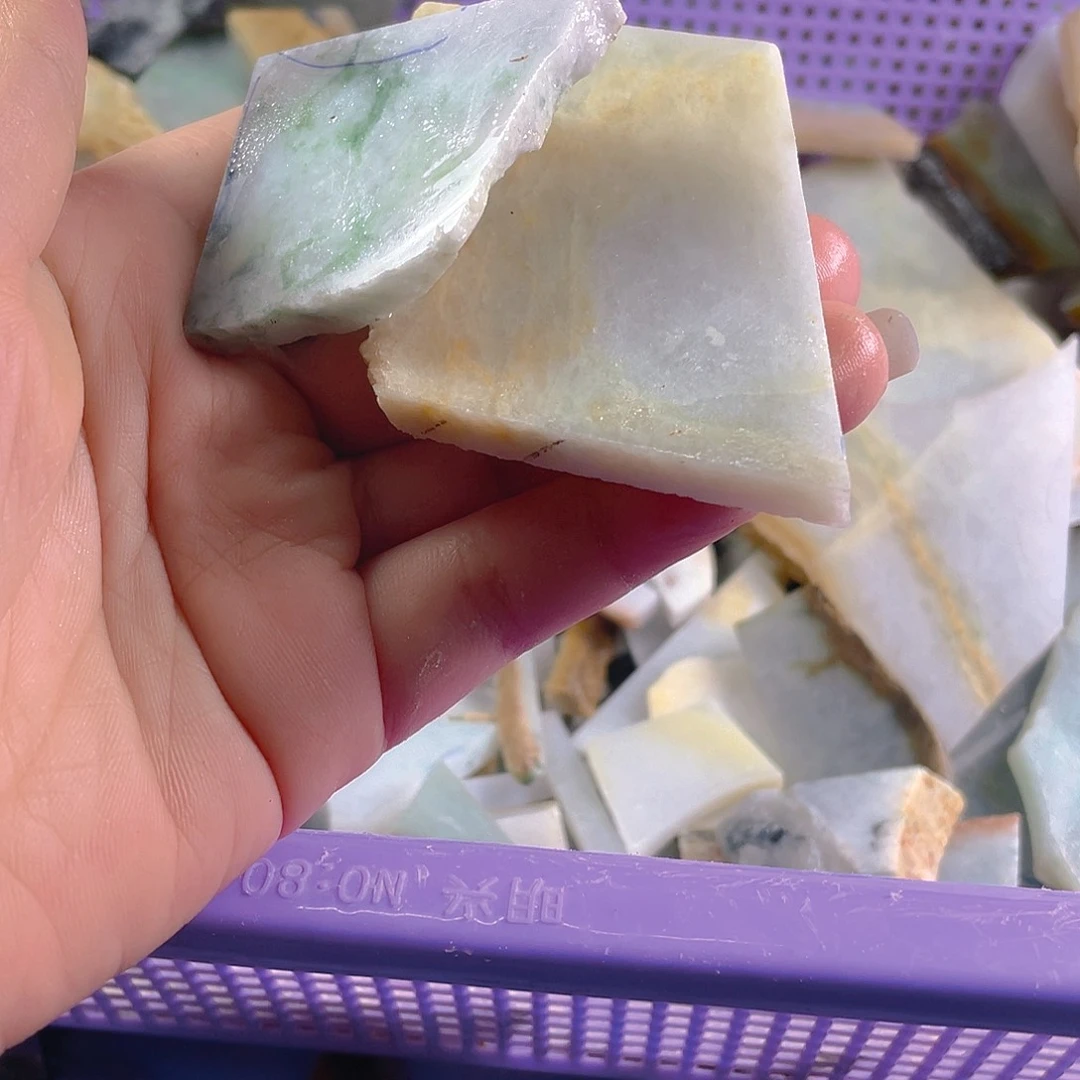 颈饰未镶嵌翡翠老*独