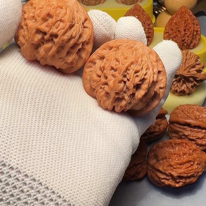 核桃精品43尺龙洞峪文玩