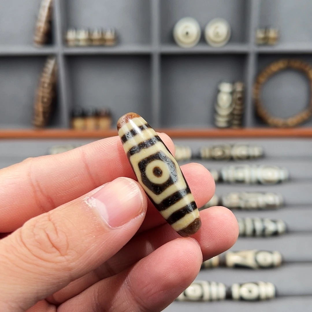 玛瑙未镶嵌颈饰上肯现代工艺品珠子