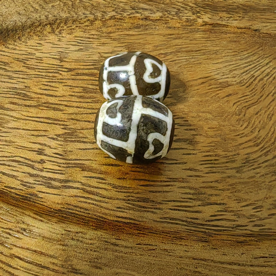 52【二哥严选】精品梦缘达落球6瓣莲花龟甲莲花锁骨颈饰18.8*21.7