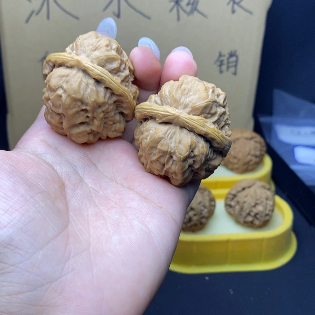 文玩核桃吊坠蛤蟆