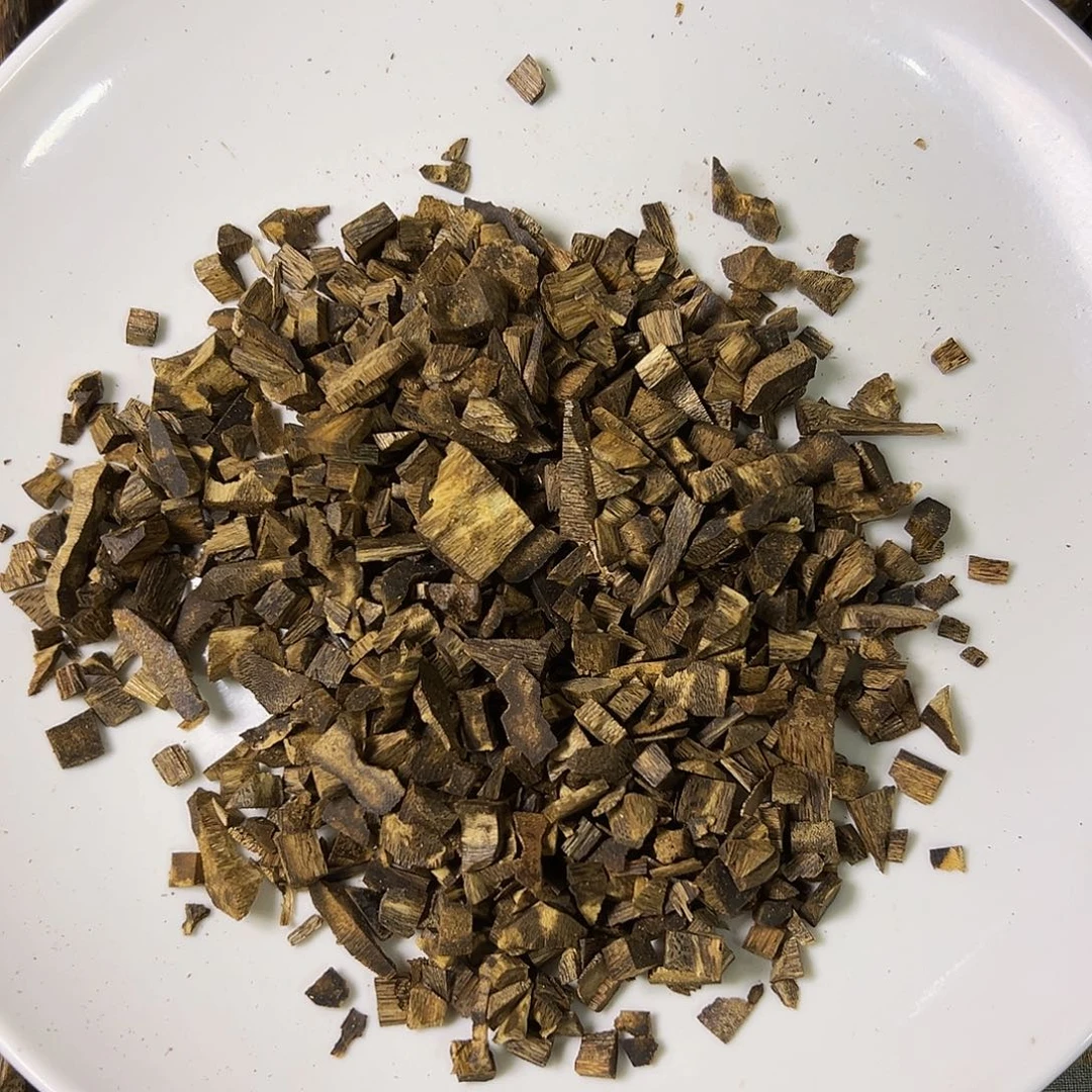 沉香沉香碎屑油叶子熏香料碎料100克