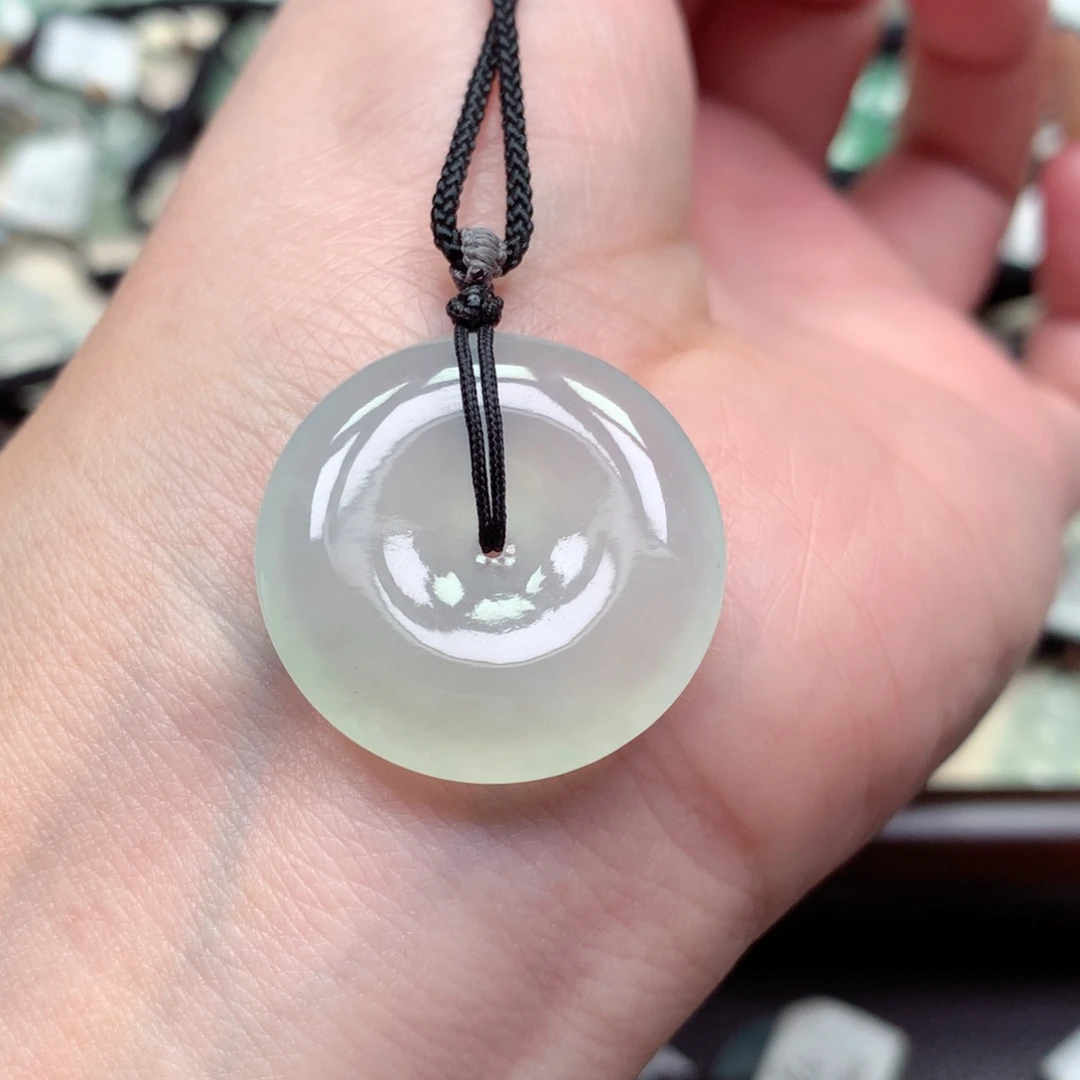 翡翠未镶嵌颈饰扣子