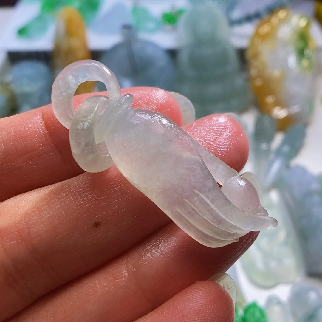 定制翡翠未镶嵌掌上明珠