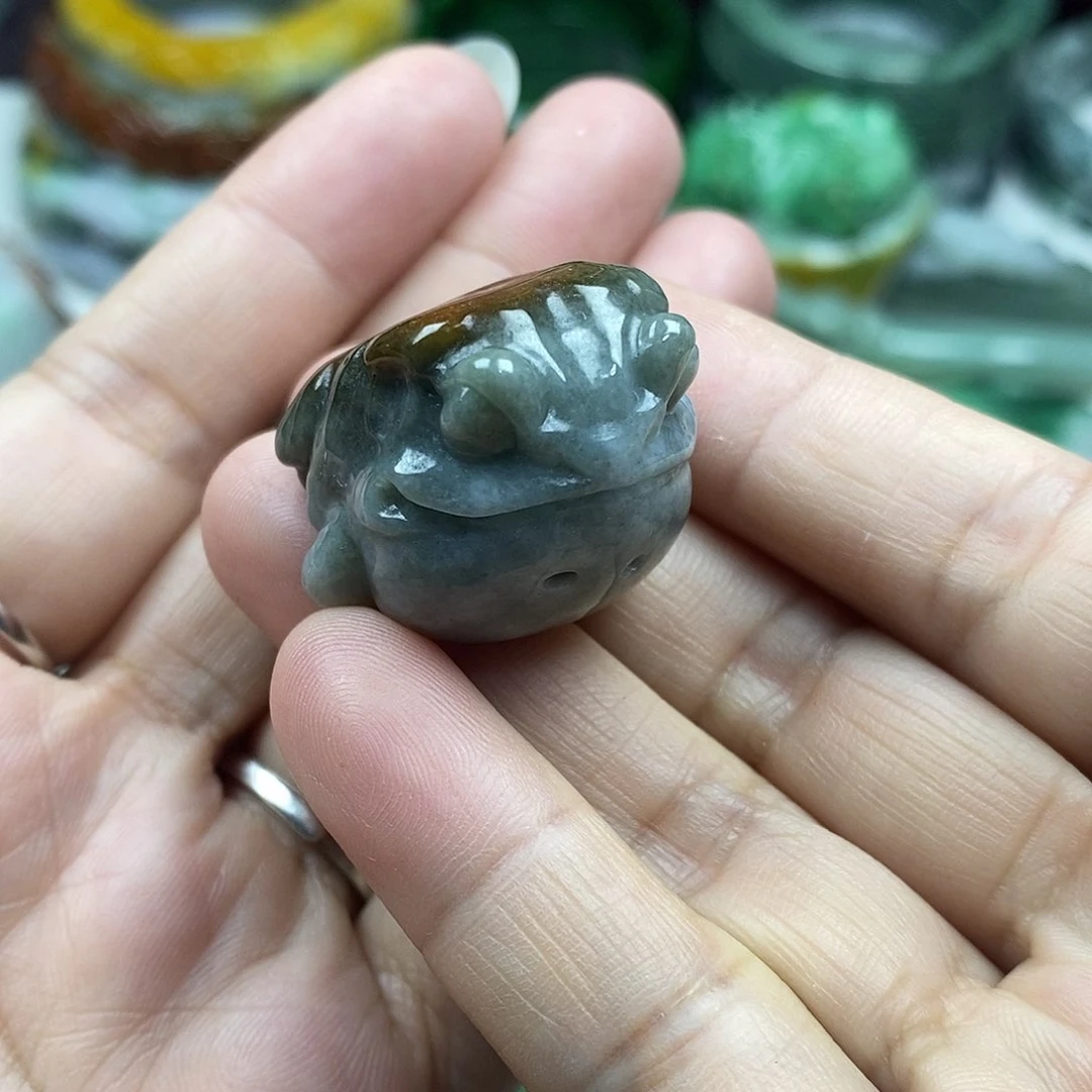 颈饰未镶嵌翡翠小呱呱